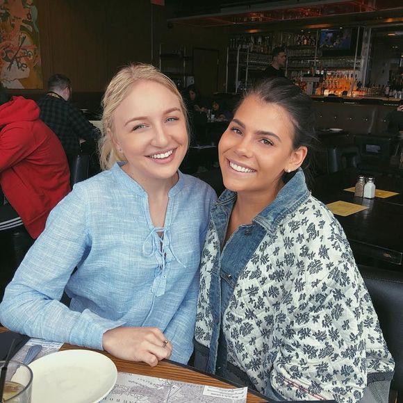 Meet your Posher, Lacey - Picture 1 of 1